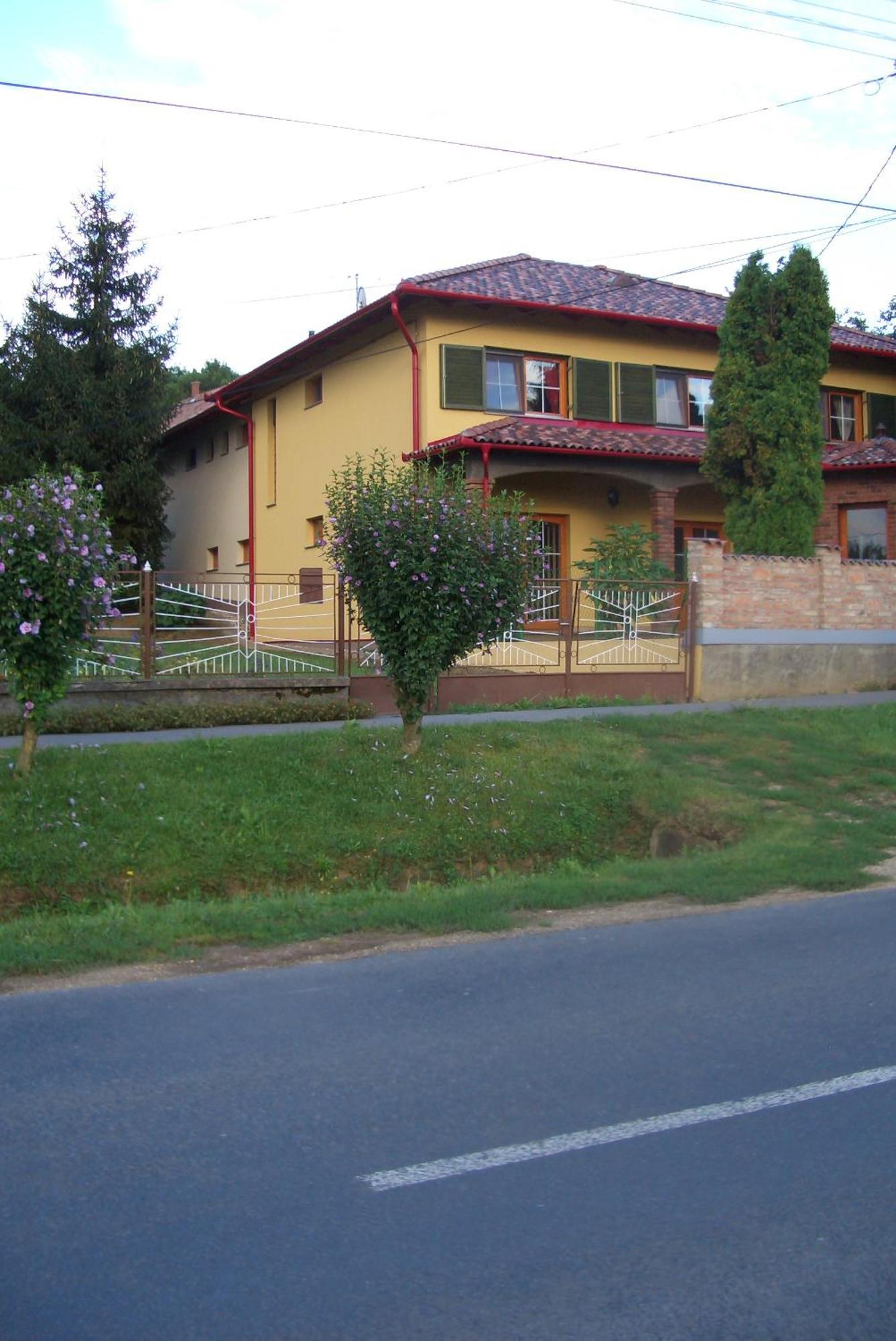 Bundi Vendégház Kehidakustány Exterior foto